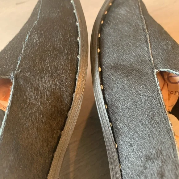 NWOT Black Calf Hair mules with silver stud detail. Sz 7.5 - Picture 13 of 15